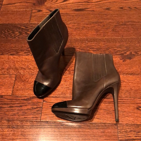 BRAND NEW Brian Atwood Stiletto Ankle Boots - Picture 1 of 4